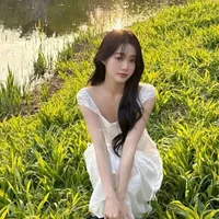Kang Ji Woo⁰⁸
