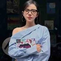 Nguyễn Hoàng Lan (lyly)