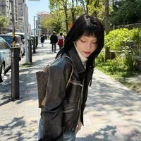 Vũ Thị Ngân Mỹ- chị