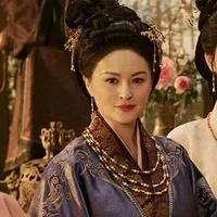 Vương Triêu Hòa / Chủ mẫu Kiều gia