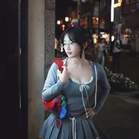 Cam