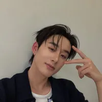 Est Supha Sangaworawong