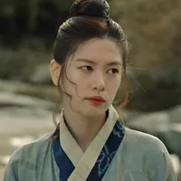 Choi Yeon Hwa.