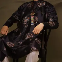 ông Quan tri huyện nguyễn / cha công /