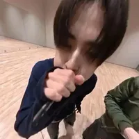 Tác Giả