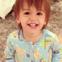 Mateo(lúc bé) 