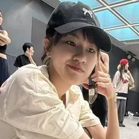 Tác giả bị khờ [ Zi ]
