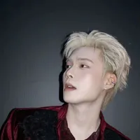Nguyễn Hoàng Bách - Jey B