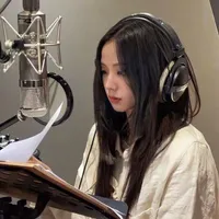 Kim Jisoo (y)