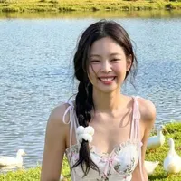 Kim Jennie (em)