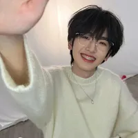 Tả Kỳ Hàm_cậu