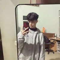 Ngô Hoàng Vĩ 