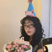Nguyễn Linh Chi_em/Xê