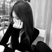 Hà Khánh Linh