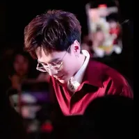 Quang Hùng