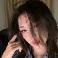 Uyển My