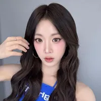 Hsu Nientzu (Nien)