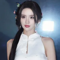 Đường Nghệ Hân