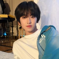 Tả Kỳ Hàm/cậu/