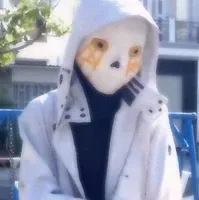 707