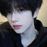 Lục Vũ - vuxs- bạn thân của king