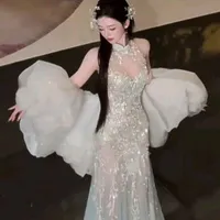Du Nhi_mẹ Hàm