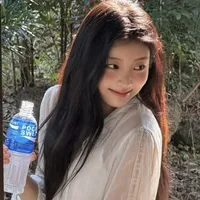 Lý Nguyên Hi - Nàng