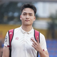 Bùi Hoàng Việt Anh.