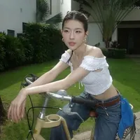 Nguyễn Lê Diễm Hằng (chị)