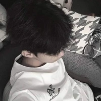 Phùng Gia Bảo ( bạn của ah nữ9)