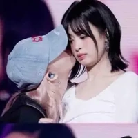 all tất cả (trừ ai thì trừ)