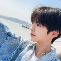 Thẩm Bắc Thần (12 tuổi)