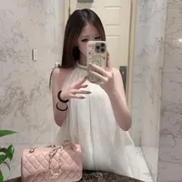 Nguyễn thủy tiên