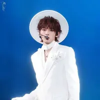 Tống Á Hiên - Omega