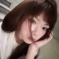 Nguyễn Lê Ngọc Ánh Sáng [Aza]