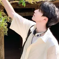 Hạo Thiên lúc 14 tuổi