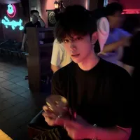 Bạch Khánh Dương