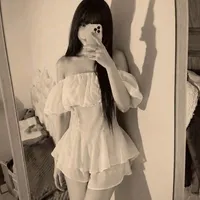 giá ngọc Trinh
