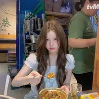Hoàng Yến Nhi-bthannu9