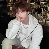 Thẩm Dạ Phong