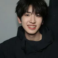 Tả Kỳ Hàm_cậu