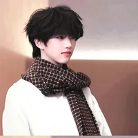 Trương Hàm Thụy_18t