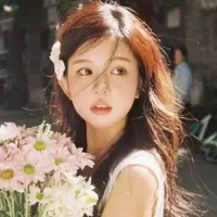 khánh linh_ ch họ em