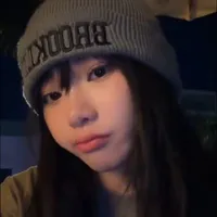 Nguyễn  Lê  Ngọc  Ánh  Sáng ( cô)