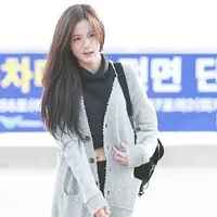 KIM JISOO