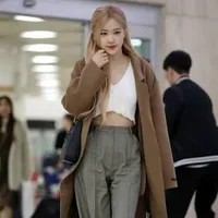 PARK ChAEYOUNG-ROSIE