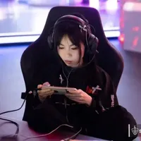 Nguyễn Thị Tuyết Hồng - LạcHQ