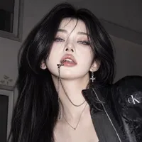 Nguyễn Thanh Phương Nghi|Pini_cô