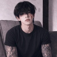 Chu Kinh Trì /hắn/
