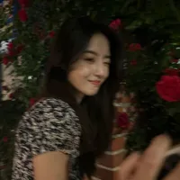 Lee Nara